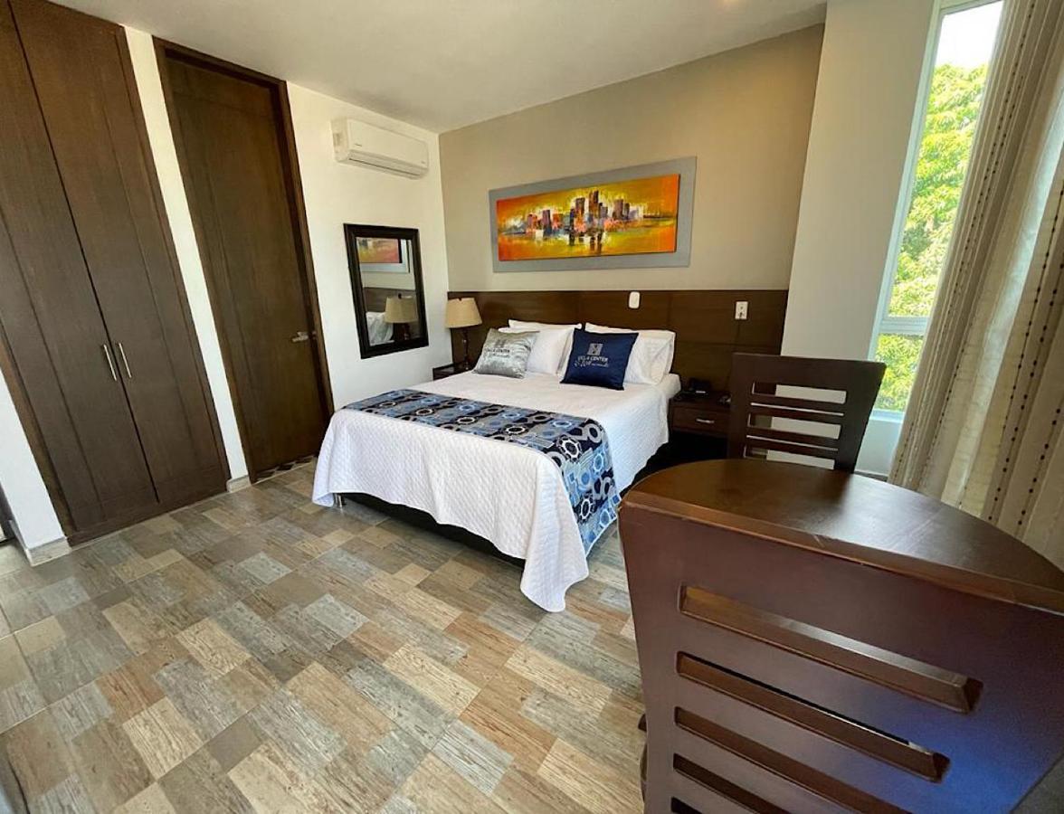 Hotel Ucla Center Βαγιεντουπάρ Εξωτερικό φωτογραφία