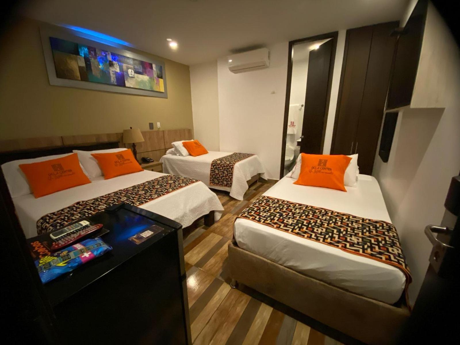 Hotel Ucla Center Βαγιεντουπάρ Εξωτερικό φωτογραφία